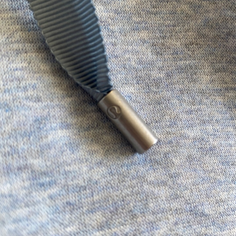 â¤ď¸ Lululemon Scuba Hoodie *Plush
Heathered Chambray NWOT - Picture 3 of 14